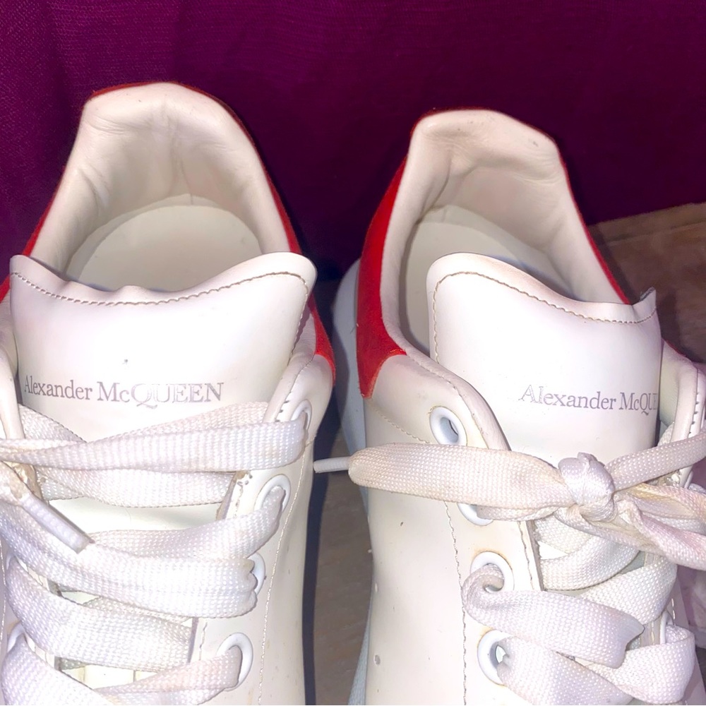 Alexander McQueens Oversized